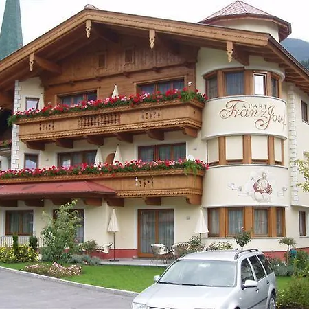Apartment Franz Josef Stumm